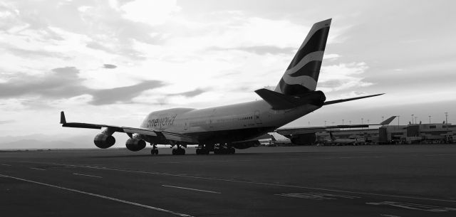 Boeing 747-400 —