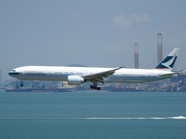 BOEING 777-300ER (B-KQZ)