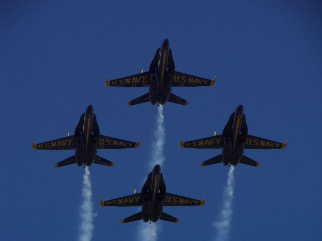 McDonnell Douglas FA-18 Hornet — - MCAS Miamar Airshow 2008  San Diego, CA  The Blue Angel Diamond overhead pass!