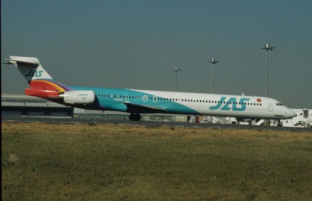 McDonnell Douglas MD-90 (JA8069) - Taxing at Tokyo-Haneda Intl Airport on 1997/12/11 " No6 Kurosawa c/s "