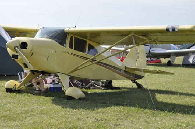 Piper PA-22 Tri-Pacer (N2818P)