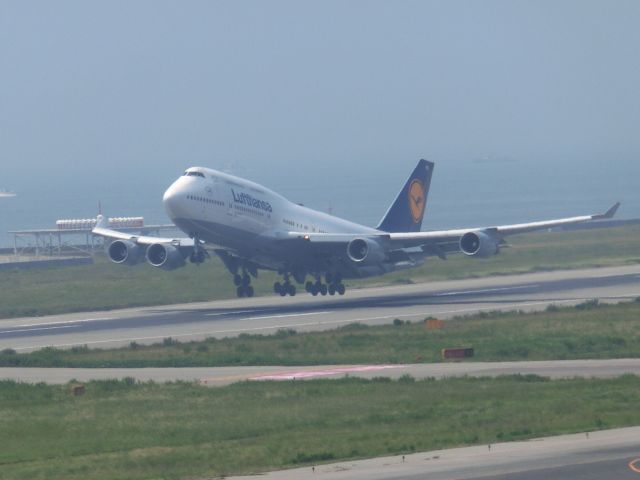 Boeing 747-400 (D-ABVU)