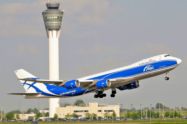 BOEING 747-8 (VP-BBP) - 05-18-2017 23-R departure