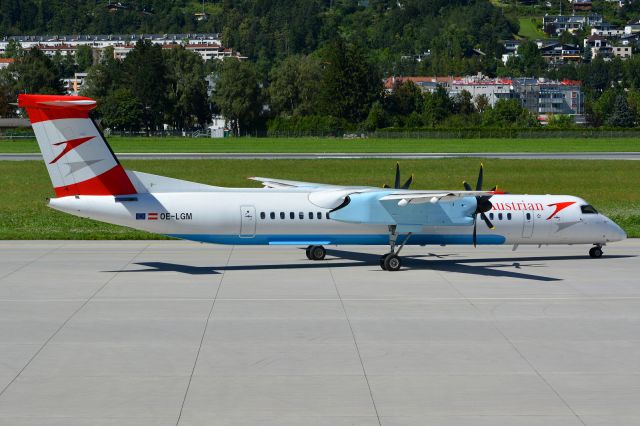 de Havilland Dash 8-400 (OE-LGM)