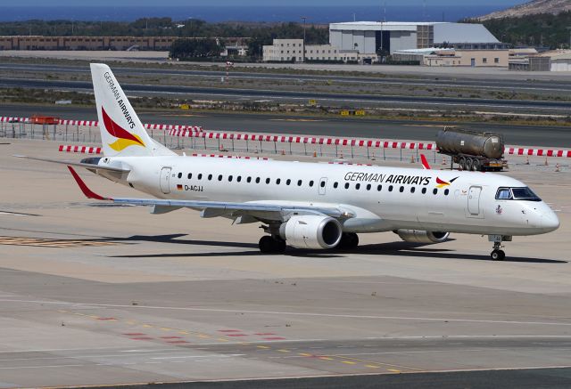 Embraer ERJ-190 (D-ACJJ)