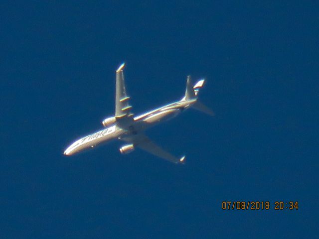 Boeing 737-900 (N477AS)