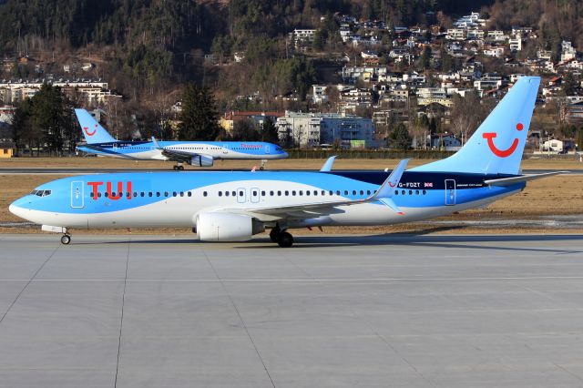 Boeing 737-800 (G-FDZT)