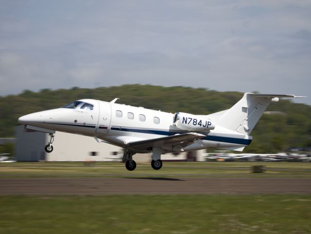 Embraer Phenom 100 (N784JP) - Take off runway 26. The aircraft is managed by CFM Corporate Flight Management. a rel=nofollow href=http://www.flycfm.comwww.flycfm.com/a