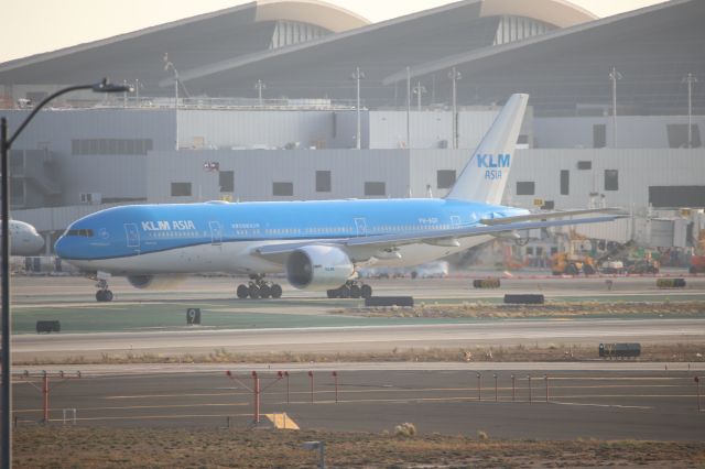 Boeing 777-200 (PH-BQF)