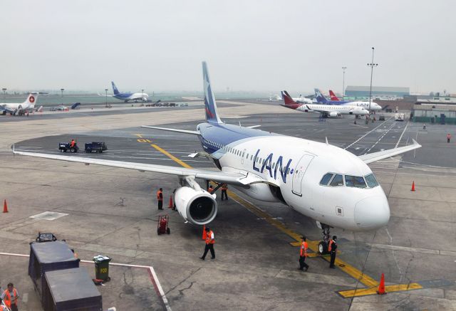 Airbus A319 (CC-CPL)