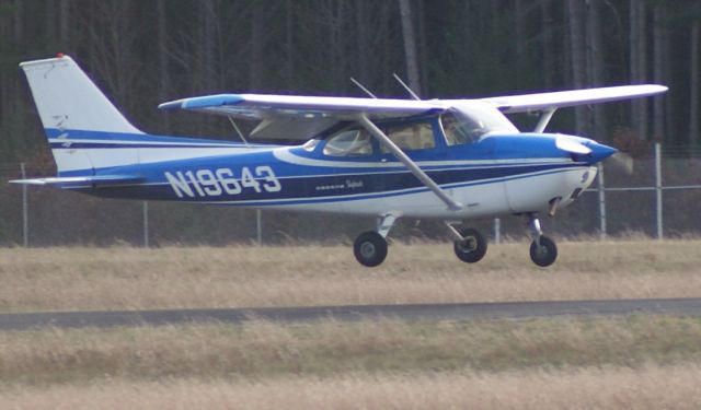 Cessna Skyhawk (N19643)