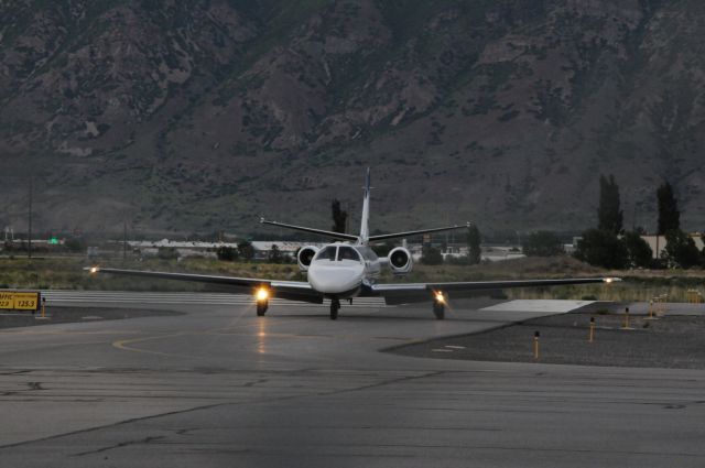 Cessna Citation V (N561DA) - TAXING BACK IN. 