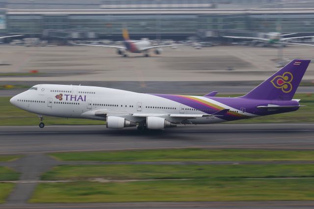 Boeing 747-400 (HS-TGX)