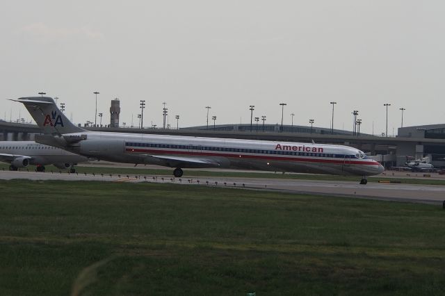 McDonnell Douglas MD-80 (N474)