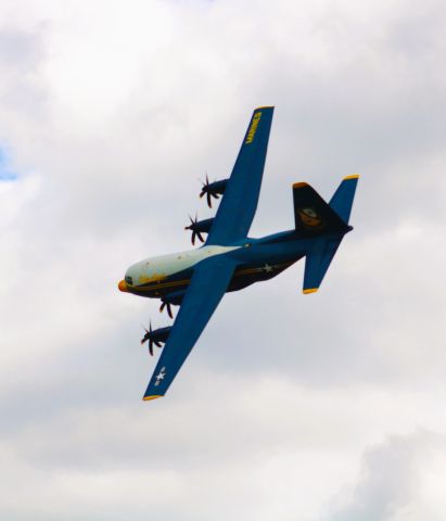 Lockheed C-130 Hercules —