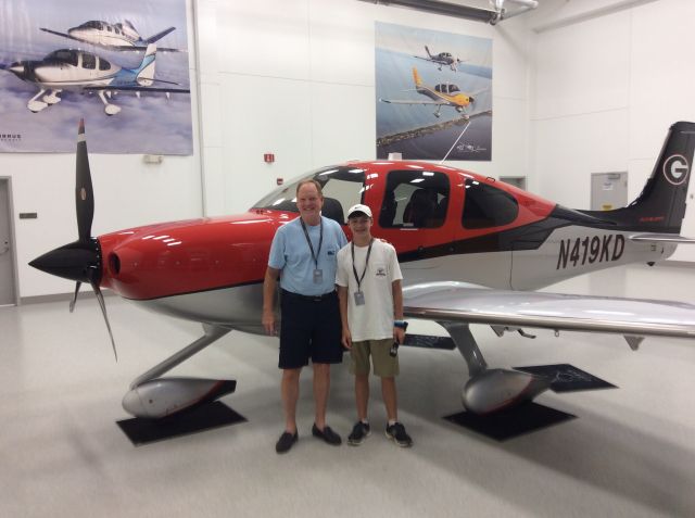 Cirrus SR-22 (N419KD)