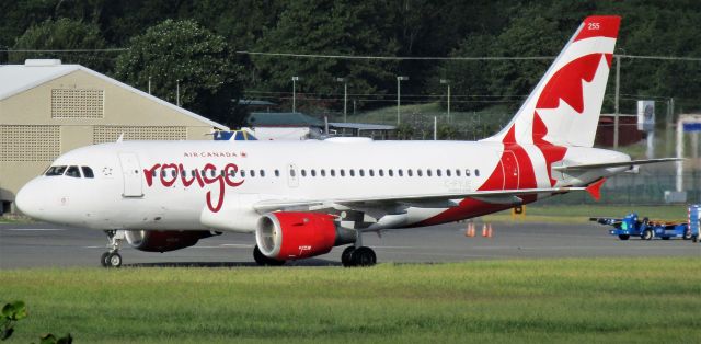 Airbus A319 (C-FYJE)