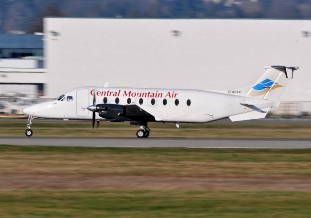 Beechcraft 1900 (C-GFSV) - New logo Feb 2103