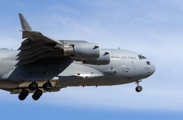 Boeing Globemaster III (ZZ-176) -  Royal Air Force C17 Globemaster ZZ176 approaches Adelaides Runway 05, en route from NZ to Perth via Adelaide and Woomera