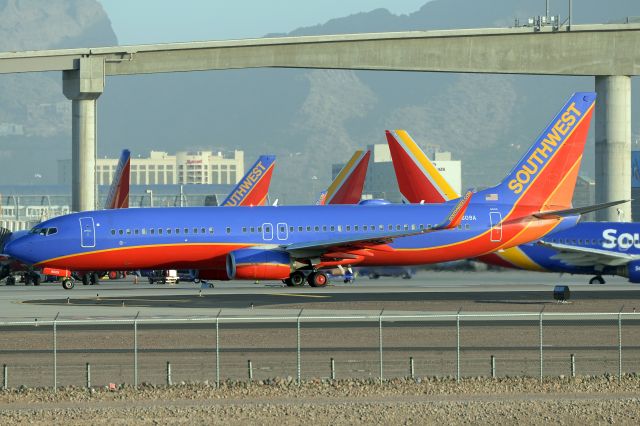 Boeing 737-800 (N8609A)