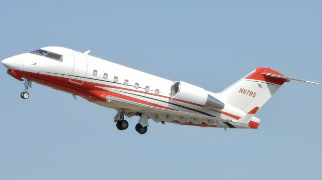 Canadair Challenger (N67RS)