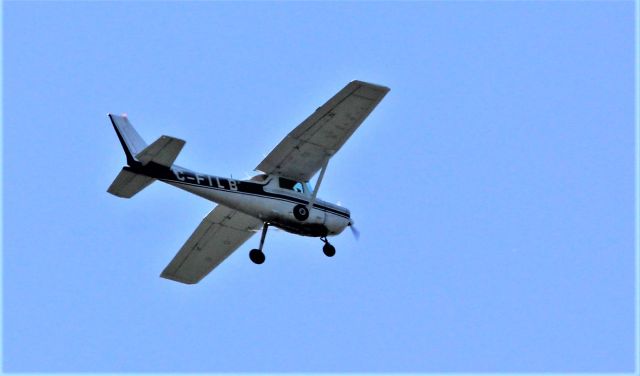 C-FILB — - C-FILB CESSNA 152 CARGAIR LTD survolant la ville de Lavaltrie QC. le 09-07-2022 à 16:48