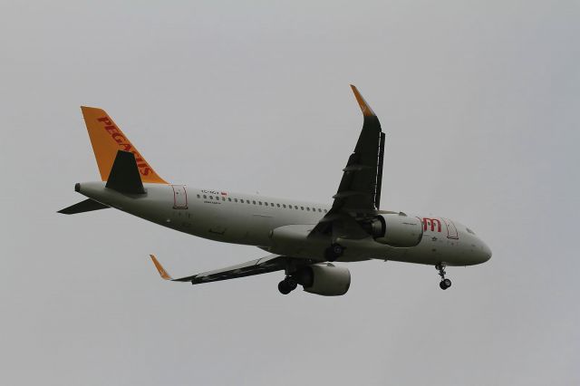 Airbus A320 (TC-NCV)