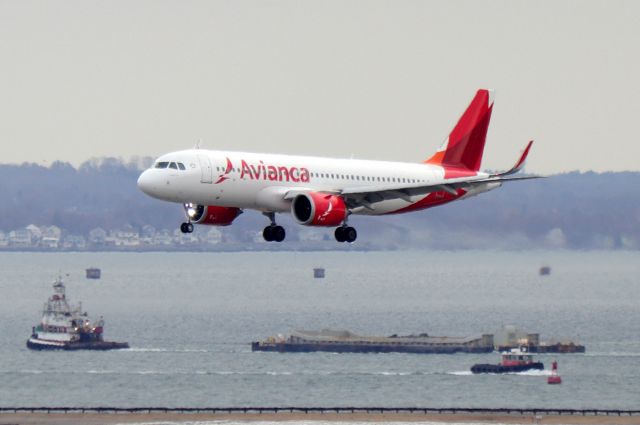Airbus A320 (N779AV) - 'TACA 444' arriving from San Salvador