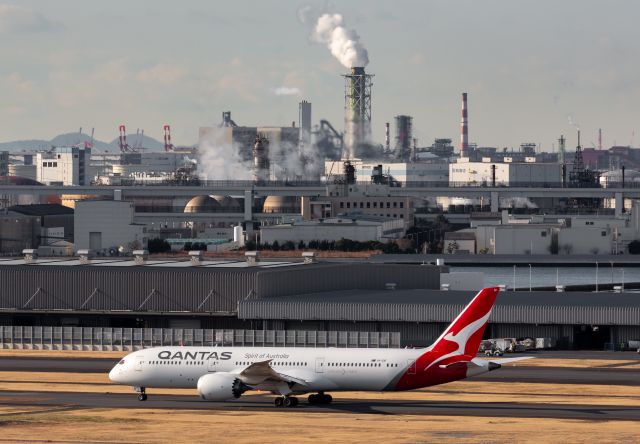 Boeing 787-9 Dreamliner (VH-ZNF)