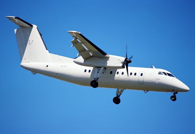 de Havilland Dash 8-100 (VH-JSY)