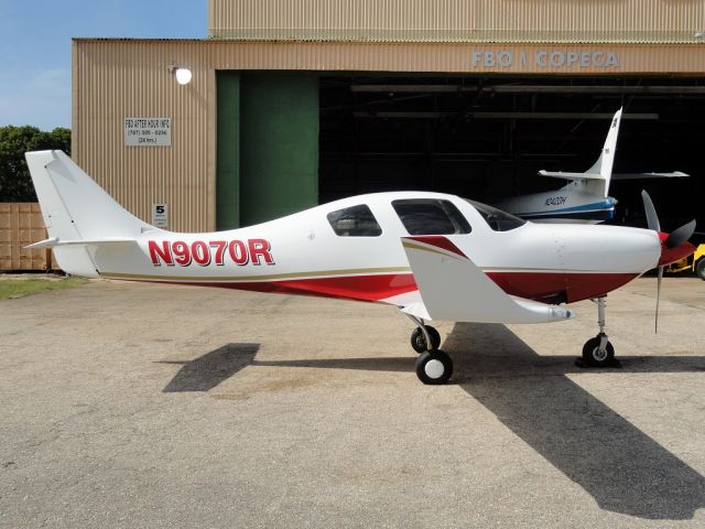 Lancair Lancair 4 (N9070R)