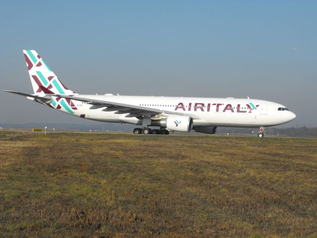 Airbus A330-200 (EI-GGP)