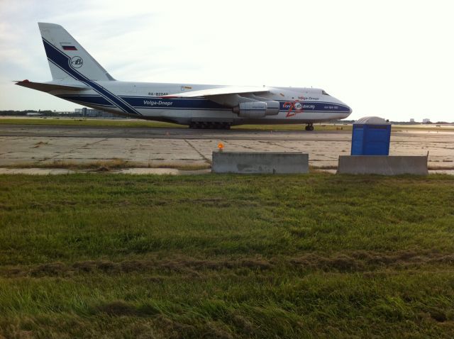 Antonov An-124 Ruslan (RA-82046) - Ready to go from KTPA to KBGR