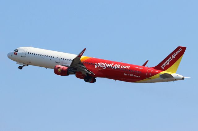 Airbus A321 (VN-A642)