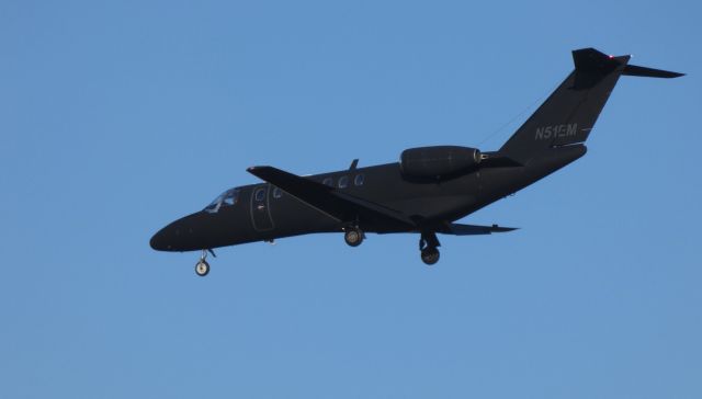 Cessna Citation CJ1 (N51EM) - On final is this Cessna Citation C525B n the Winter of 2019.