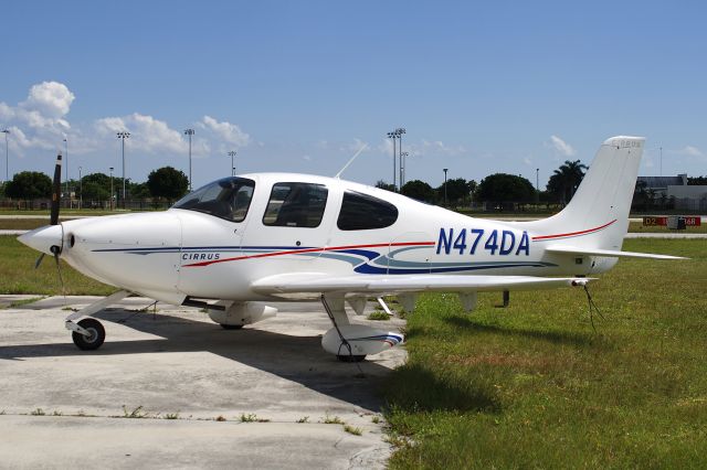 Cirrus SR-20 (N474DA)