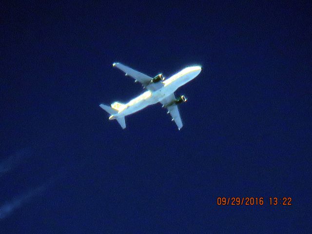 Airbus A320 (N214FR)