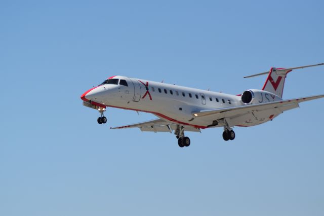 Embraer ERJ-135 (N263JX) - Burbank, 8/30/2019