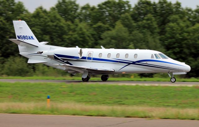 Cessna Citation Excel/XLS (N590AK) - Rolling down runway 20 for a quick flight to Groton, CT (KGON).