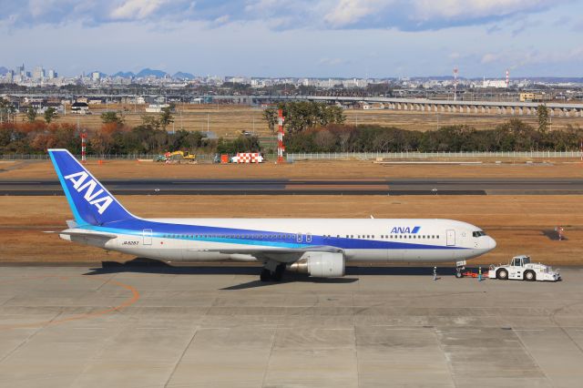 BOEING 767-300 (JA8287)