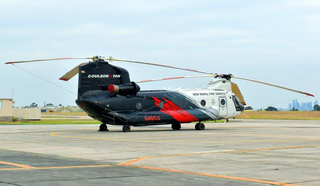 Boeing CH-47 Chinook (N40CU)