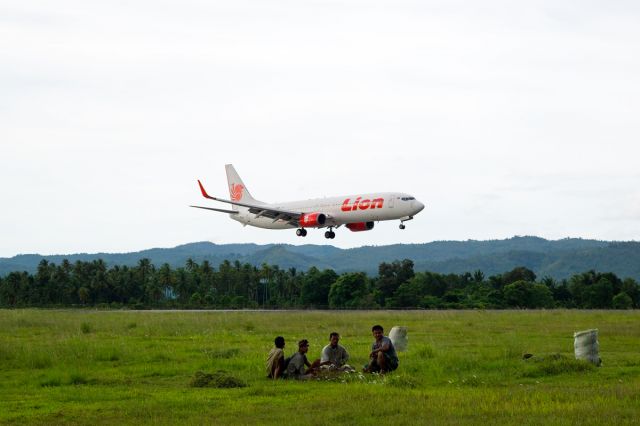 Boeing 737-900 (PK-LGT)