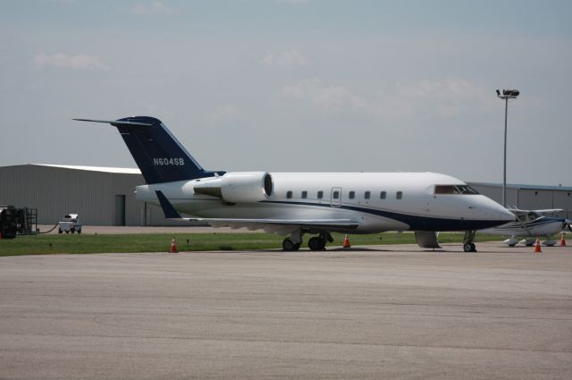 Canadair Challenger (N604SB) - On the ramp in Huntsville, AL.  Visiting Bridge Street