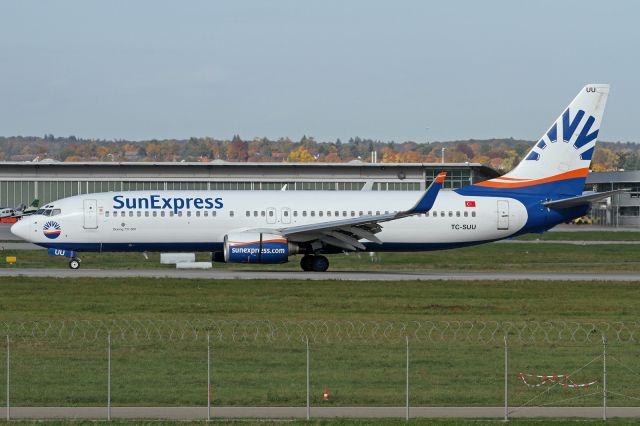 Boeing 737-800 (TC-SUU)