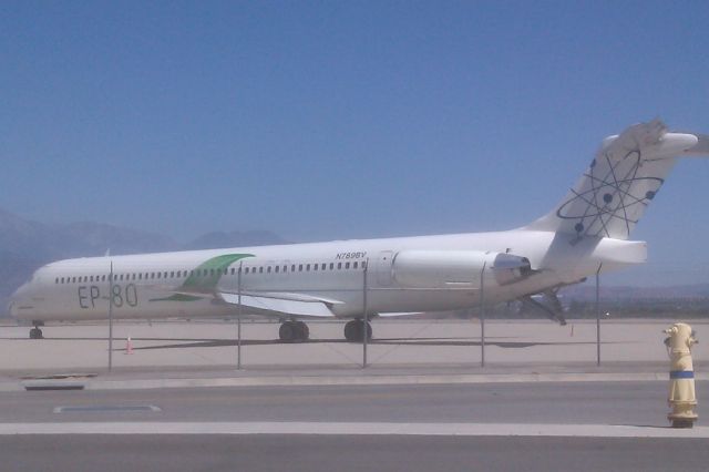 McDonnell Douglas MD-83 (N789BV) - N789BV parked on the ramp at KSBD.