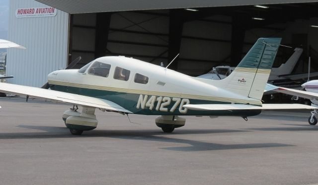 Piper Cherokee (N41270)