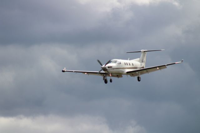 Pilatus PC-12 (N14RD) - Landing Renton, WA