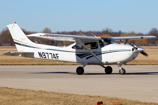 Cessna Skylane (N9774F)