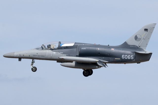 — — - Czech L-39