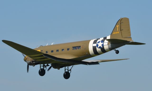 Douglas DC-3 (N87745) - Final approach to runway 36 at Airventure 2018.